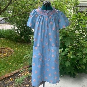 1960’s Blue & Pink Floral Housecoat